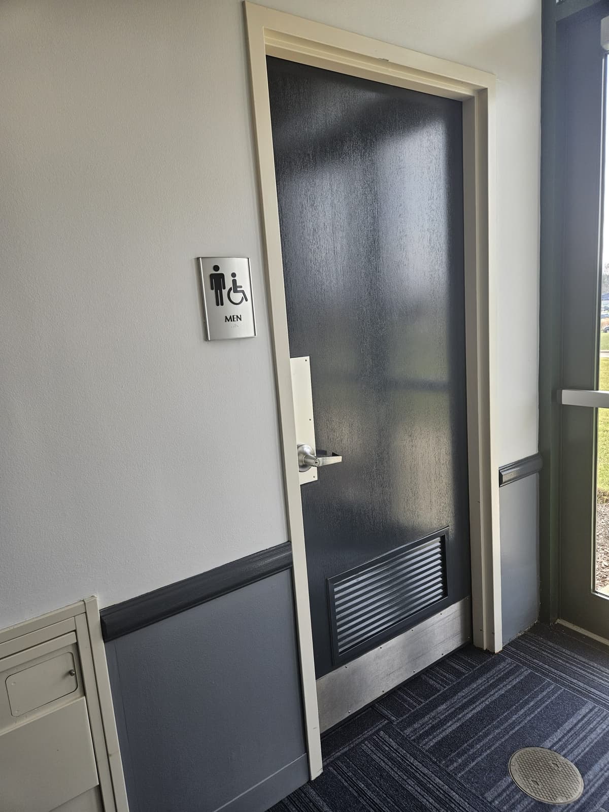 indoor image